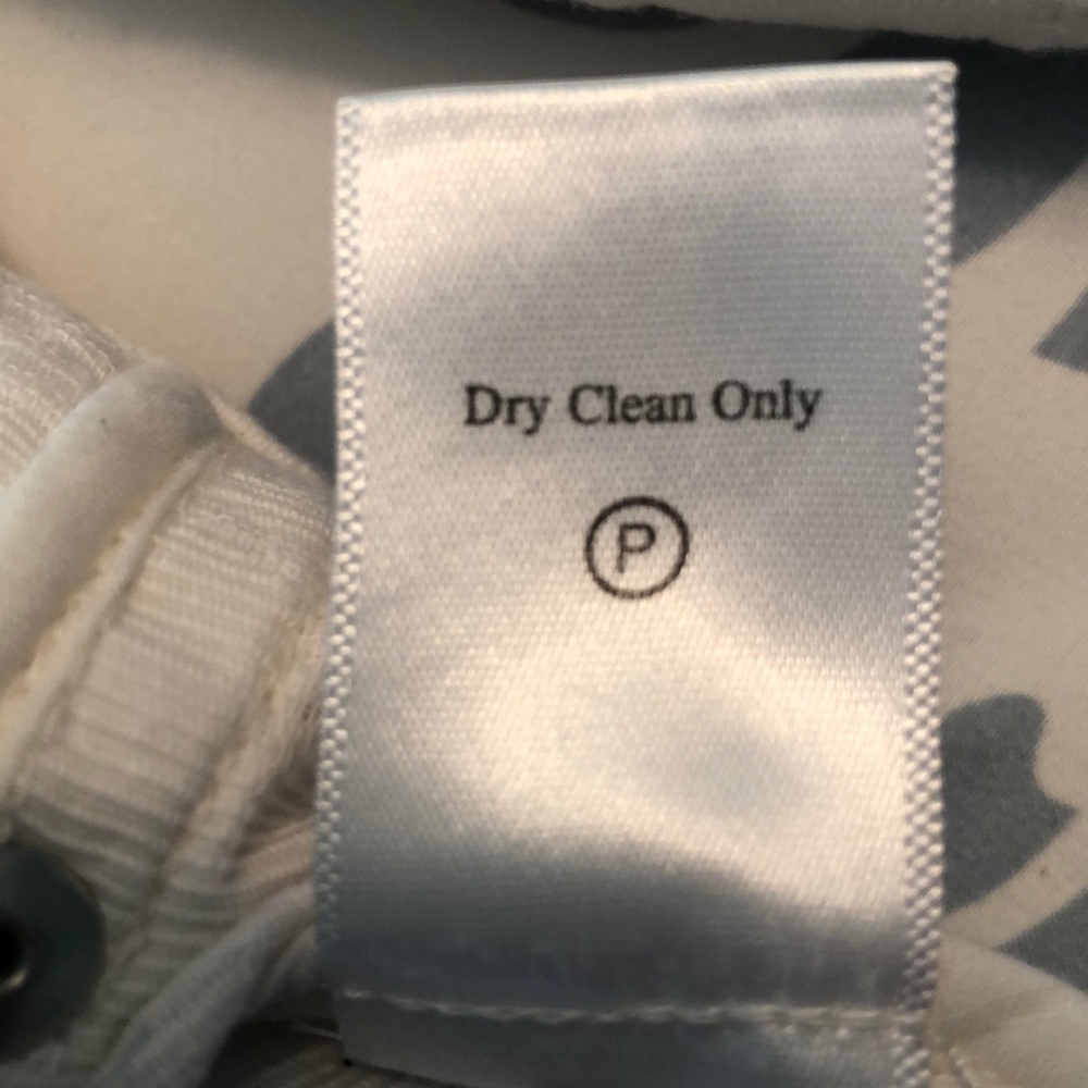 Coldwater Creek embossed casual jacket - Picture 8 of 9